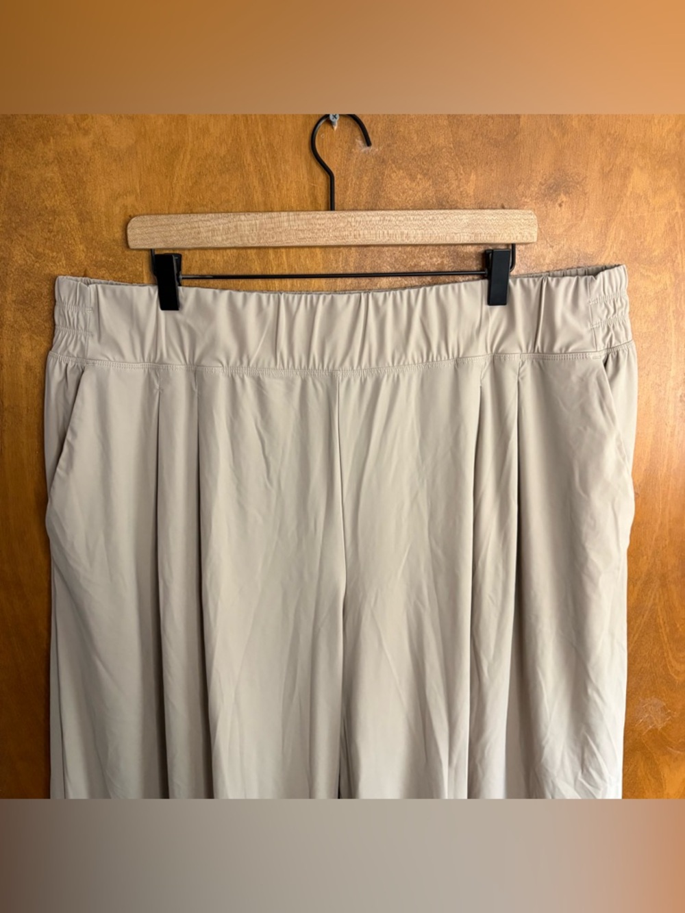 Old Navy Extra High Rise SleekTech Pleated Wide Leg Trousers Pants XXL Office - Picture 4 of 10